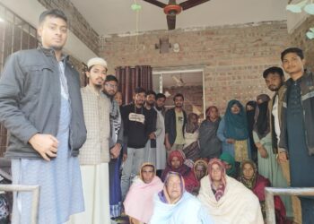 ইবি সিআরসি’র শীতবস্ত্র বিতরণ
