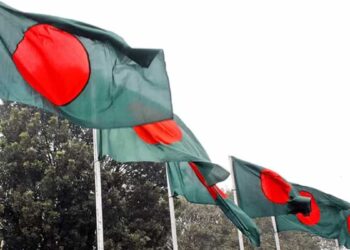 জাতীয় পতাকার মান অক্ষুন্ন রাখুন