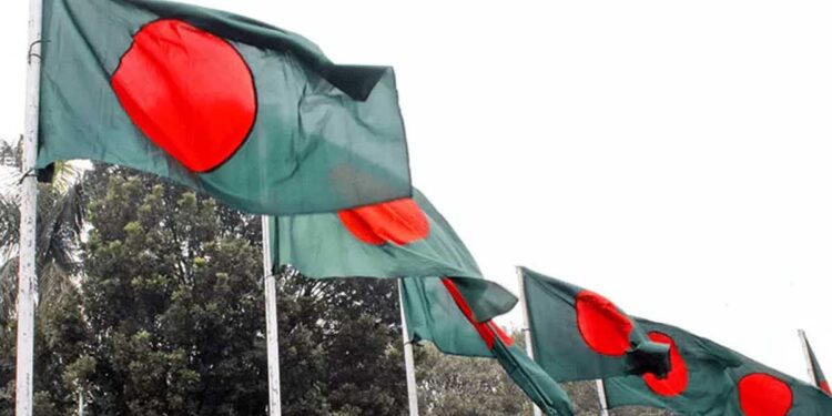 জাতীয় পতাকার মান অক্ষুন্ন রাখুন