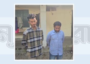 পরীক্ষা দিতে এসে আটক ২ ছাত্রলীগ নেতা