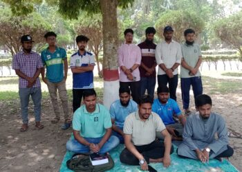 কুয়েট উপাচার্যের পদত্যাগের দাবিতে ইবিতে অনশন