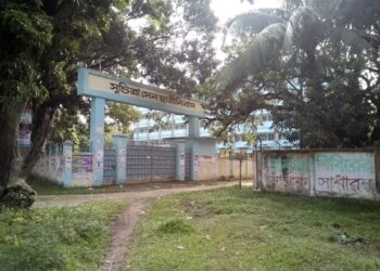 ‘সুচিত্রা সেন হলের নাম’ পুনর্বহালের দাবি